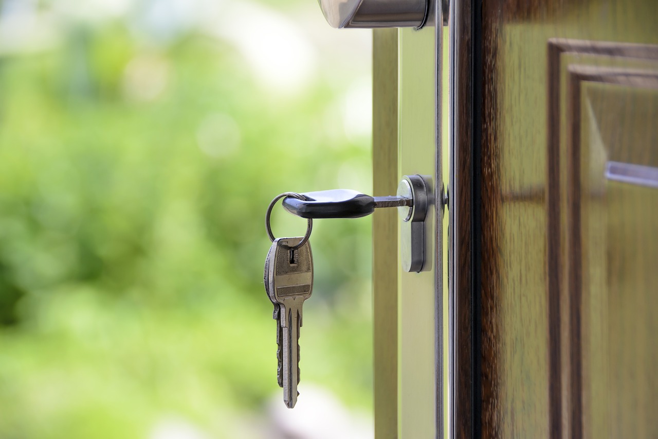 ¿Qué diferencia hay entre un asesor inmobiliario y un agente inmobiliario?