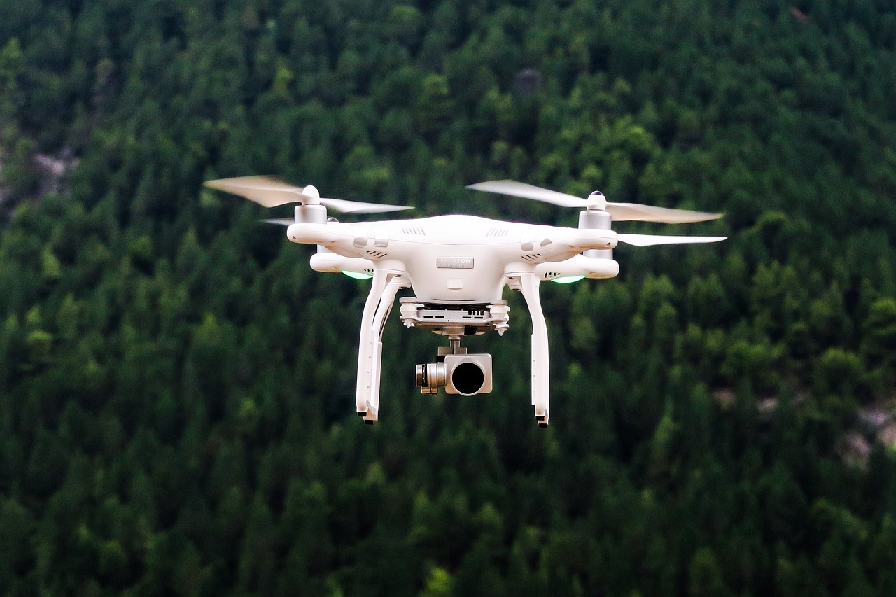 ¿Qué cobra un piloto de drones?