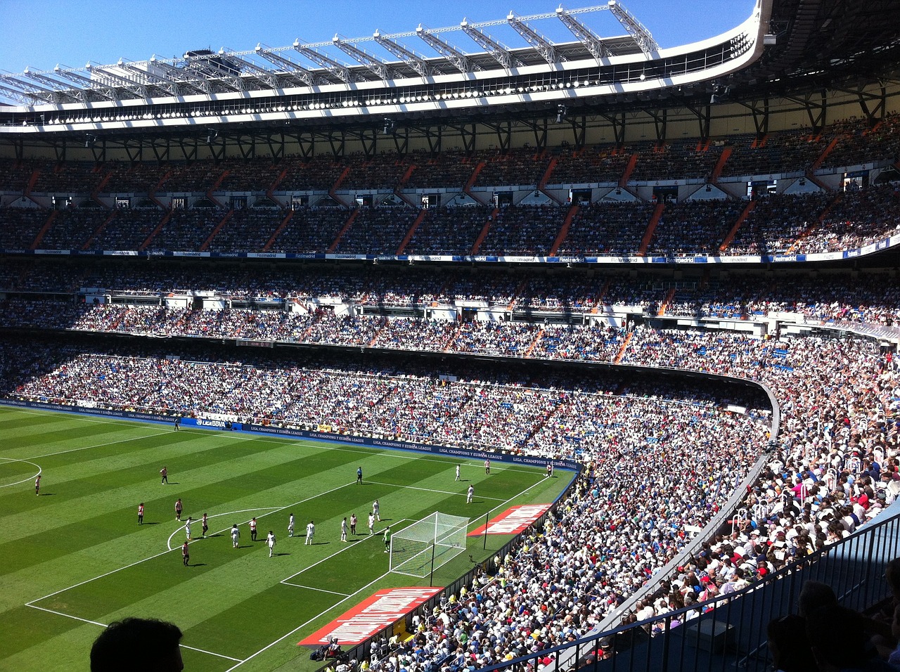 ¿Cuántas escuelas de fútbol tiene el Real Madrid?
