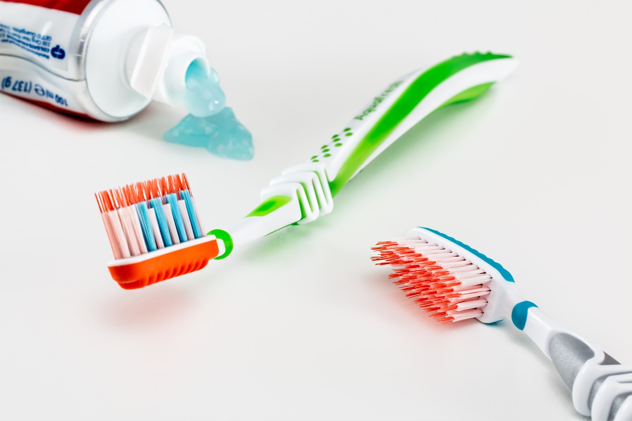 ¿Cuánto cobra un dentista por arreglar los dientes?