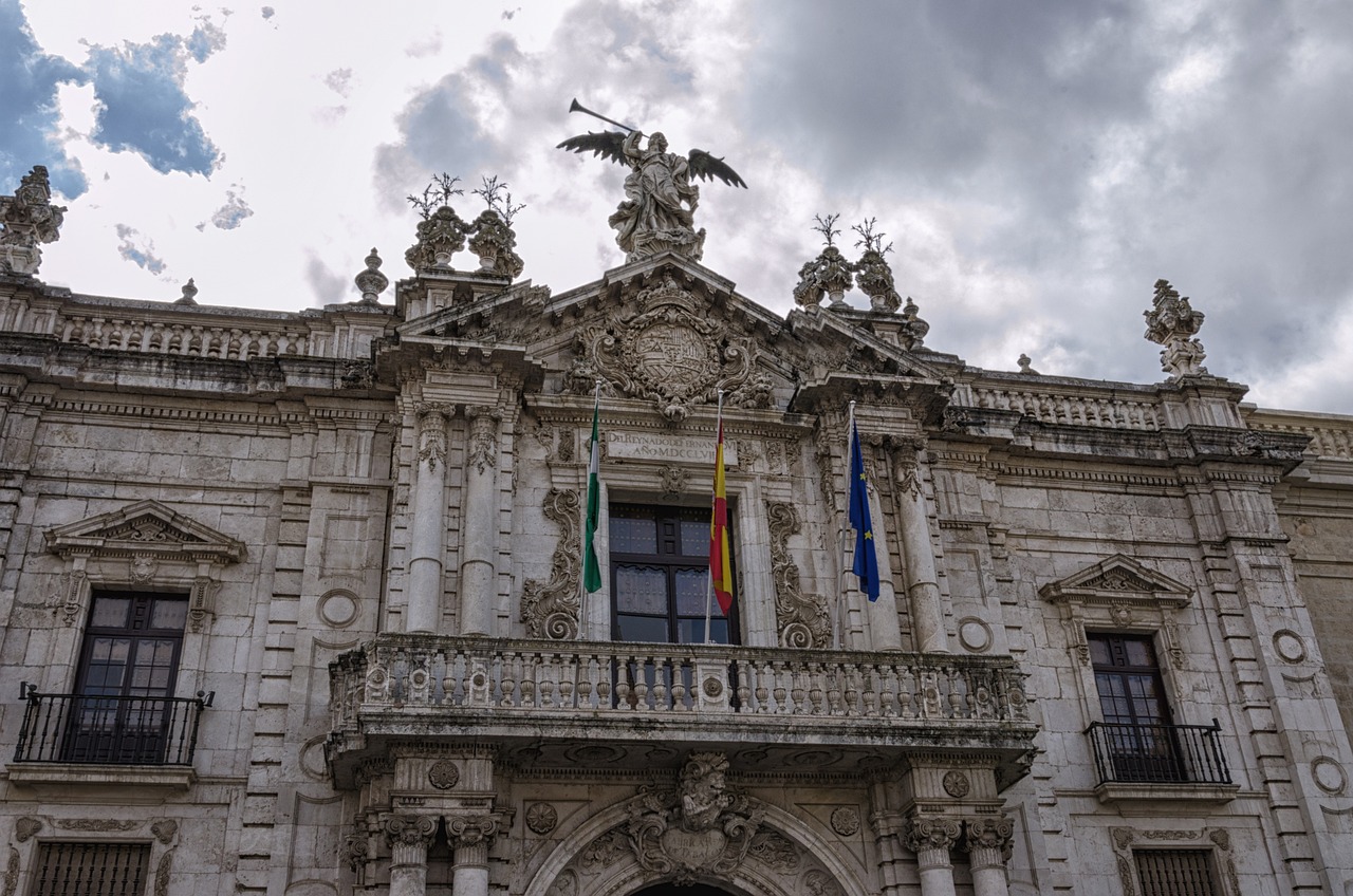¿Qué carreras se estudian en la Universidad de Sevilla?