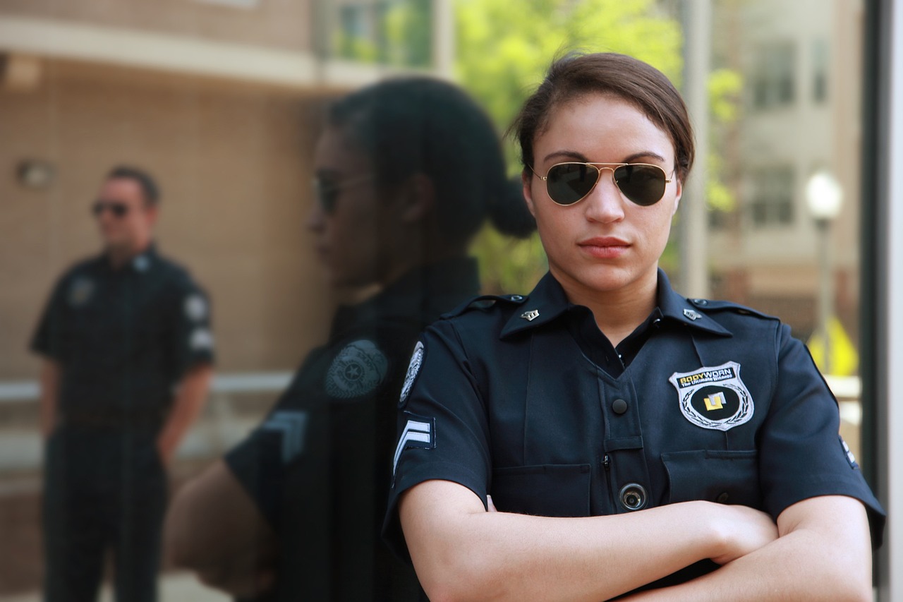 ¿Cuántos tipos de policías hay en España?
